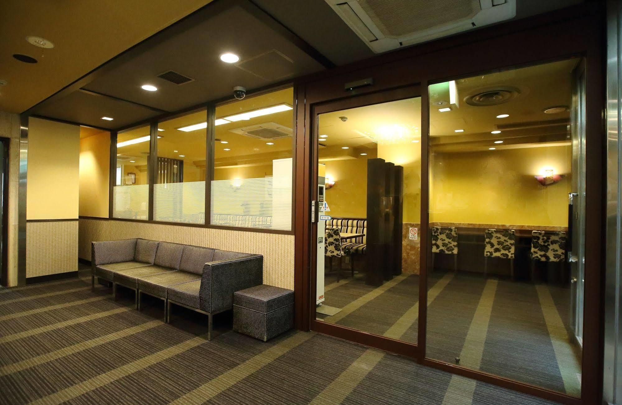 Apa Hotel Hiroshima Ekimae Exterior photo