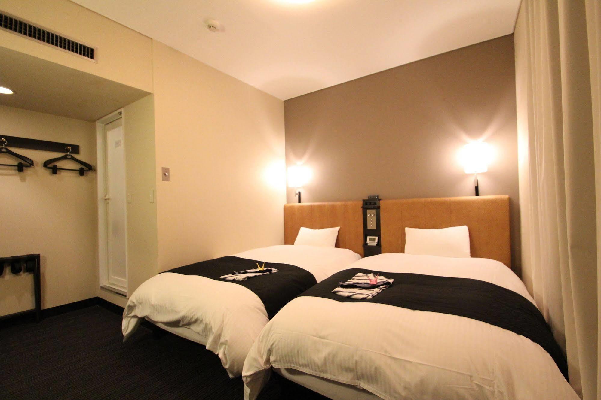 Apa Hotel Hiroshima Ekimae Exterior photo